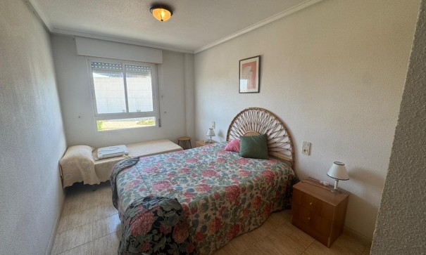 Venta - Apartamento piso -
Torrevieja - Playa del Acequión