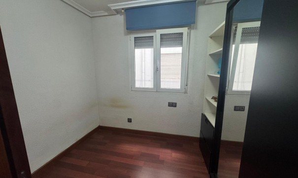 Revente - Appartement -
Torrevieja - Playa del Acequión