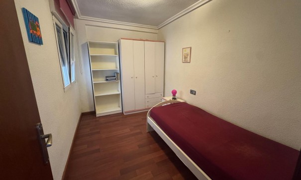 Revente - Appartement -
Torrevieja - Playa del Acequión