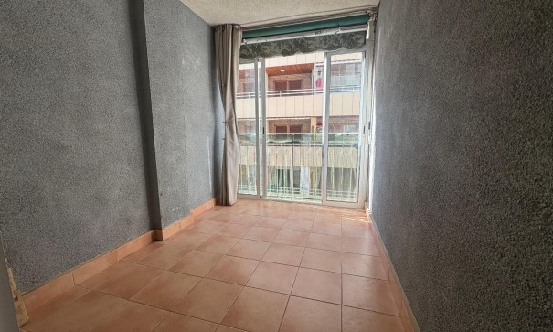 Revente - Appartement -
Torrevieja - Playa del Acequión