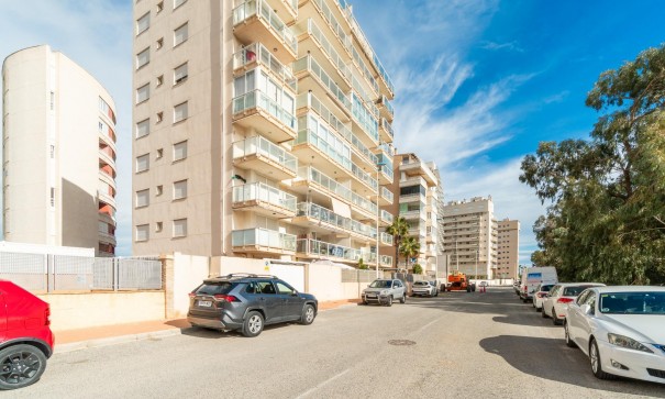 Revente - Appartement -
Guardamar del Segura - puerto deportivo