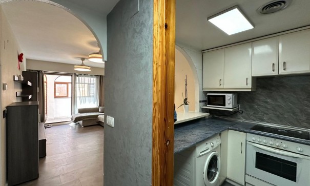 Revente - Appartement -
Torrevieja - Centro