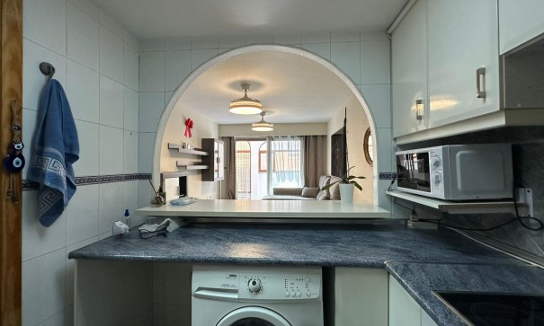 Revente - Appartement -
Torrevieja - Centro