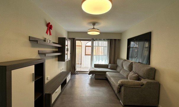 Revente - Appartement -
Torrevieja - Centro