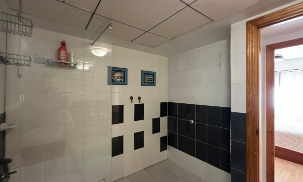 Revente - Appartement -
Torrevieja - Centro