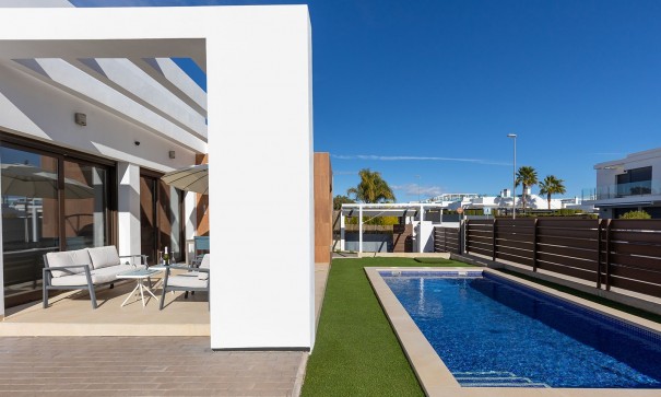 Venta - Chalet Independiente -
Orihuela Costa - Vistabella Golf