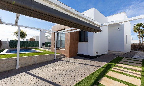 Venta - Chalet Independiente -
Orihuela Costa - Vistabella Golf