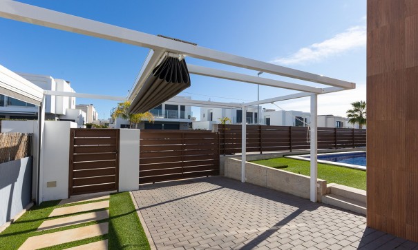 Venta - Chalet Independiente -
Orihuela Costa - Vistabella Golf