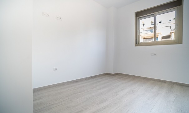 Revente - Appartement -
Orihuela Costa - Los Dolses