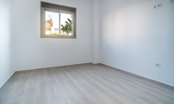 Revente - Appartement -
Orihuela Costa - Los Dolses