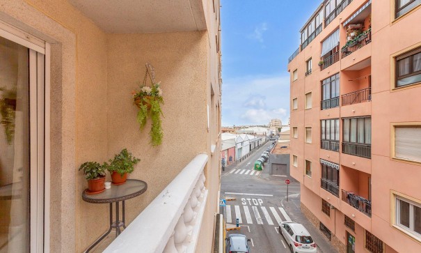 Revente - Appartement -
Torrevieja - Centro