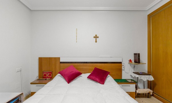 Revente - Appartement -
Torrevieja - Centro