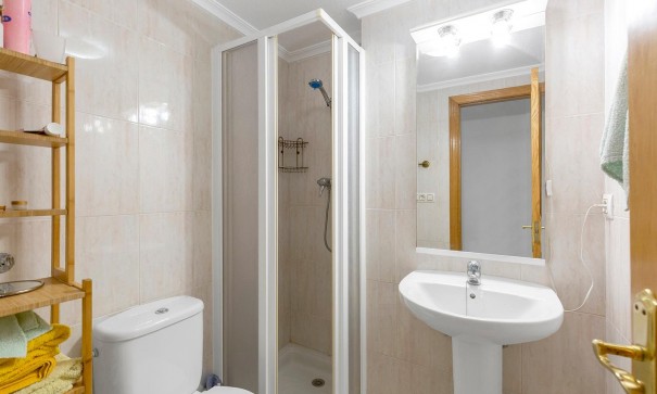 Revente - Appartement -
Torrevieja - Centro