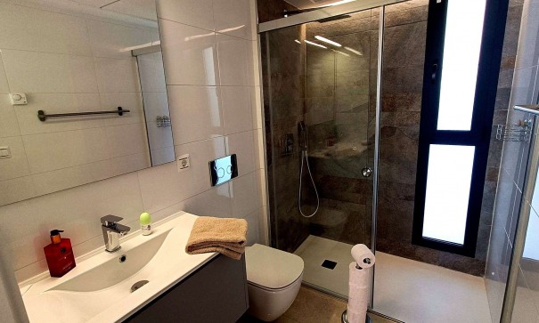 Venta - Chalet Independiente -
La Finca Golf - La Finca Golf and Spa Resort