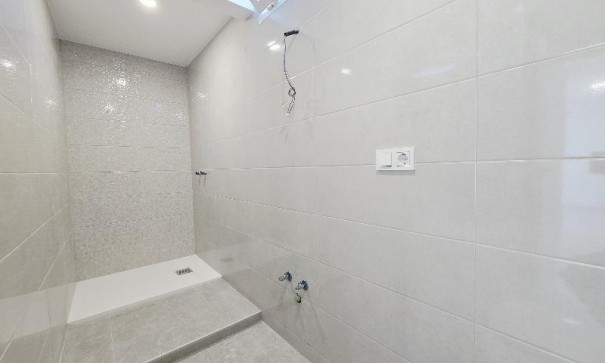 Sprzedaż - Apartament mieszkanie -
Torrevieja - Playa del Cura