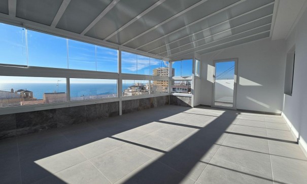 Sprzedaż - Apartament mieszkanie -
Torrevieja - Playa del Cura