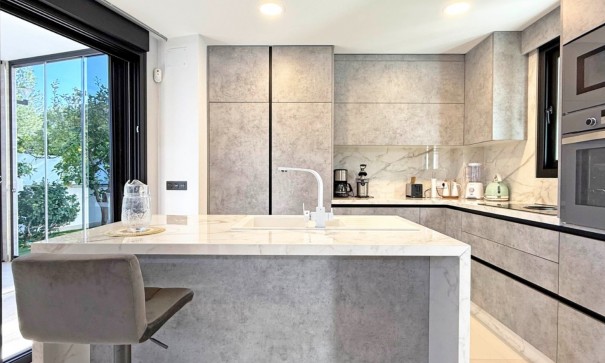 Revente - Villa Individuelle -
Orihuela Costa - Villamartín