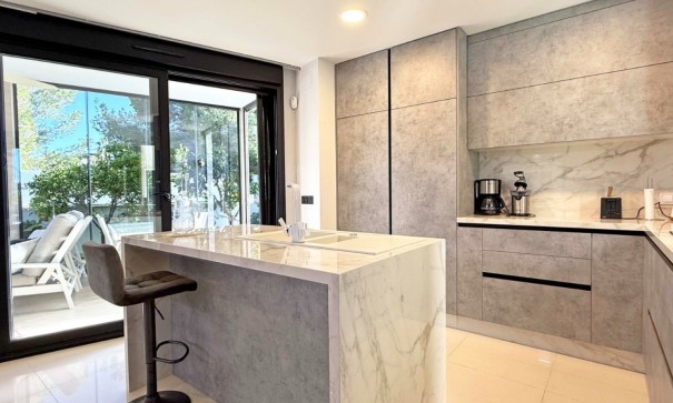 Revente - Villa Individuelle -
Orihuela Costa - Villamartín