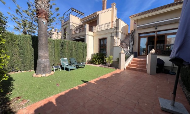 Revente - Appartement -
Algorfa - La Finca Golf Resort