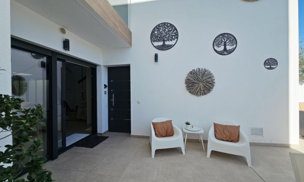 Venta - Chalet Independiente -
Benijofar - Benimar