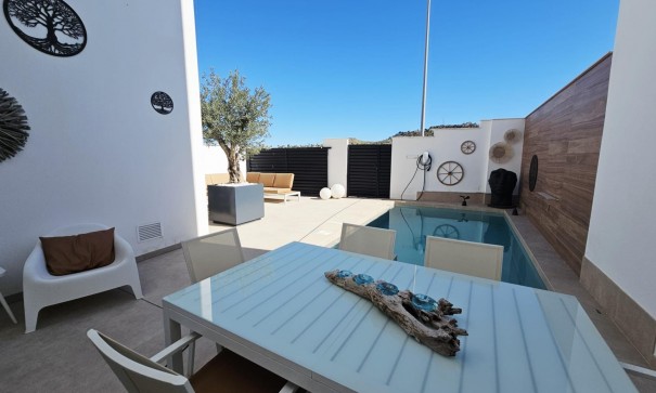 Venta - Chalet Independiente -
Benijofar - Benimar