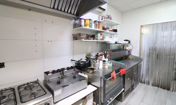 Videresalg - Kommerciel -
Benijofar - Benijofar - Village