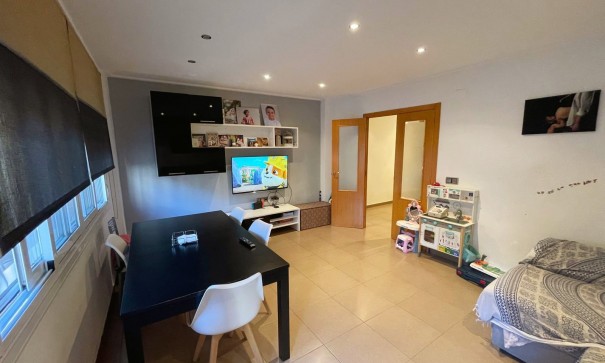 Resale - Wohnung Appartement -
Rojales