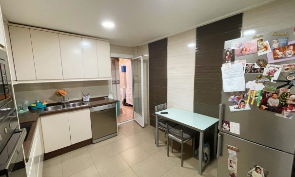 Resale - Wohnung Appartement -
Rojales
