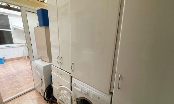 Resale - Wohnung Appartement -
Rojales