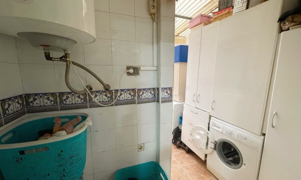 Resale - Wohnung Appartement -
Rojales