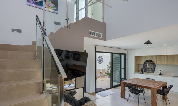 Återförsäljning - Radhus -
Benijofar