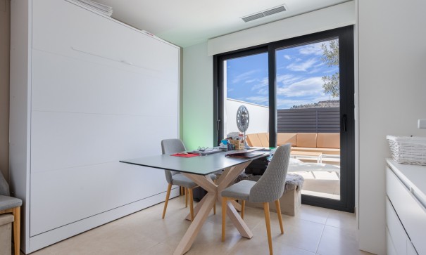 Återförsäljning - Radhus -
Benijofar