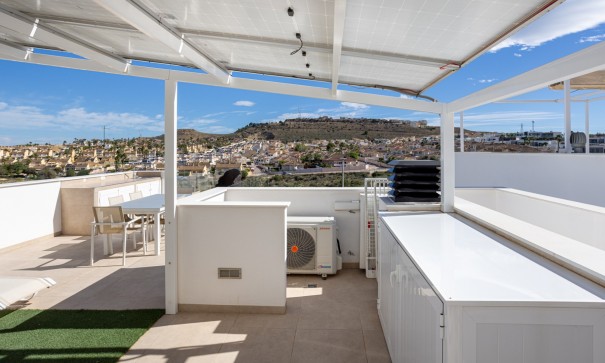 Återförsäljning - Radhus -
Benijofar