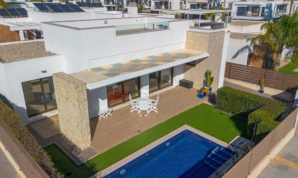 Venta - Chalet Independiente -
Entre Naranjos - Vistabella Golf - Vistabella Golf