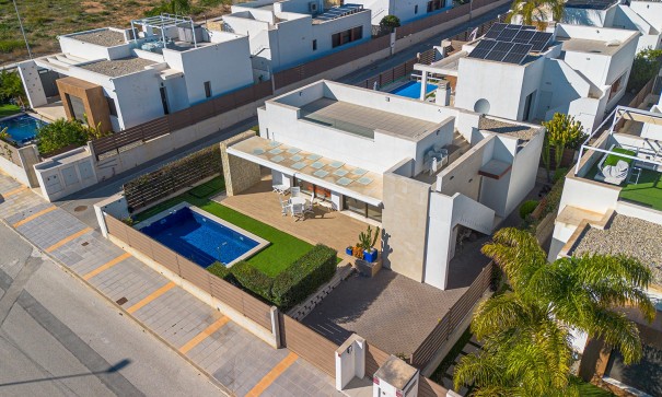 Venta - Chalet Independiente -
Entre Naranjos - Vistabella Golf - Vistabella Golf