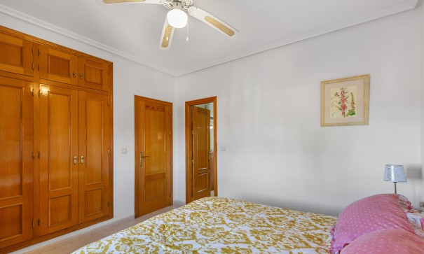 Herverkoop - Vrijstaande Villa -
Bigastro