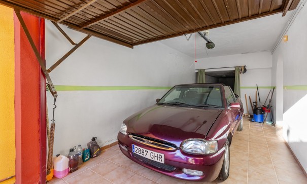 Herverkoop - Vrijstaande Villa -
Bigastro