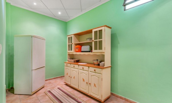 Herverkoop - Vrijstaande Villa -
Bigastro