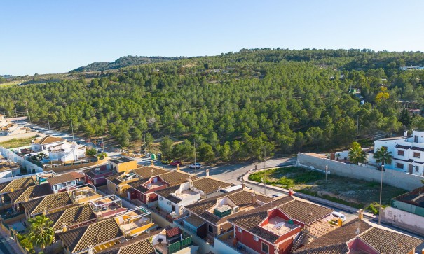 Herverkoop - Vrijstaande Villa -
Bigastro