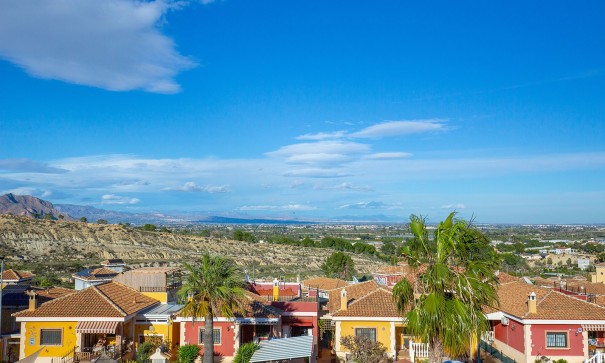 Herverkoop - Vrijstaande Villa -
Bigastro