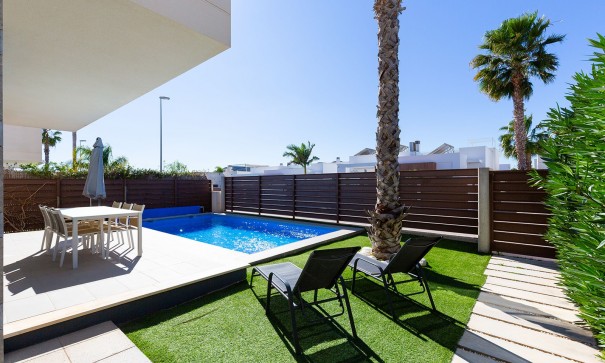 Venta - Chalet Independiente -
Entre Naranjos - Vistabella Golf - Vistabella Golf