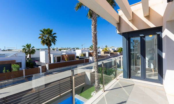 Venta - Chalet Independiente -
Entre Naranjos - Vistabella Golf - Vistabella Golf