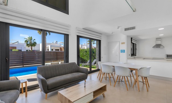 Venta - Chalet Independiente -
Entre Naranjos - Vistabella Golf - Vistabella Golf