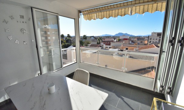 Revente - Appartement -
Daya Nueva