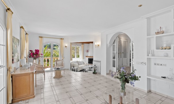 Venta - Chalet Independiente -
Port d'Andratx - Andratx