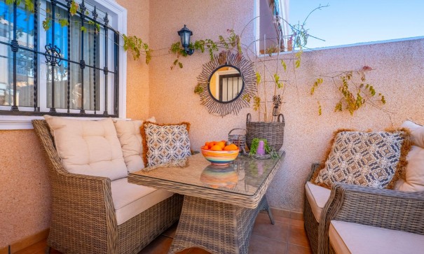 Revente - Appartement -
Orihuela Costa - La Regia