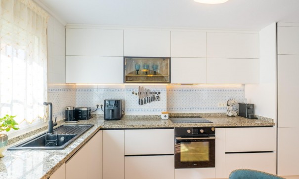 Revente - Appartement -
Orihuela Costa - La Regia