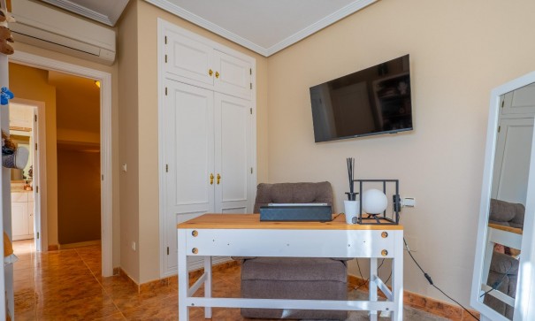 Revente - Appartement -
Orihuela Costa - La Regia