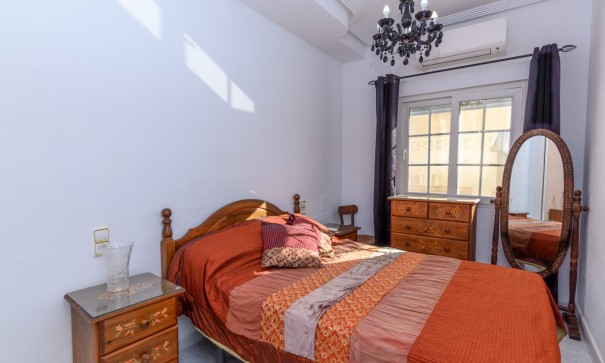 Revente - Appartement -
Torrevieja - La Mata