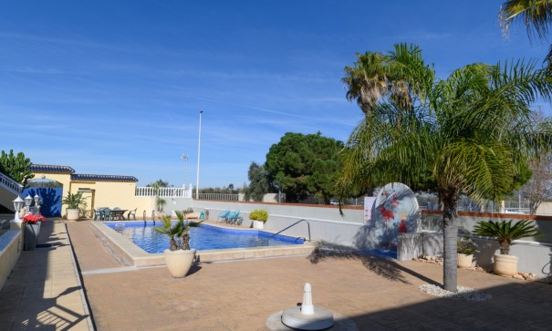 Revente - Appartement -
Torrevieja - La Mata